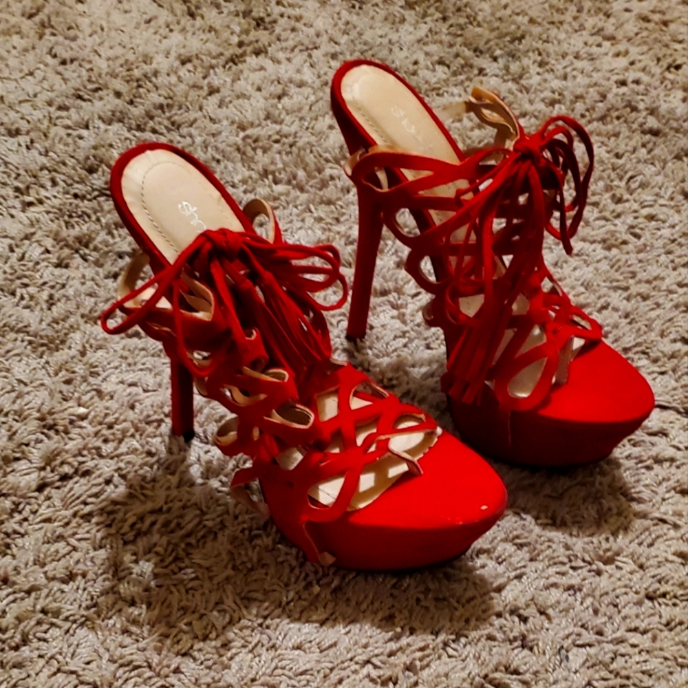 Shoedazzle lace up stiletto sandals